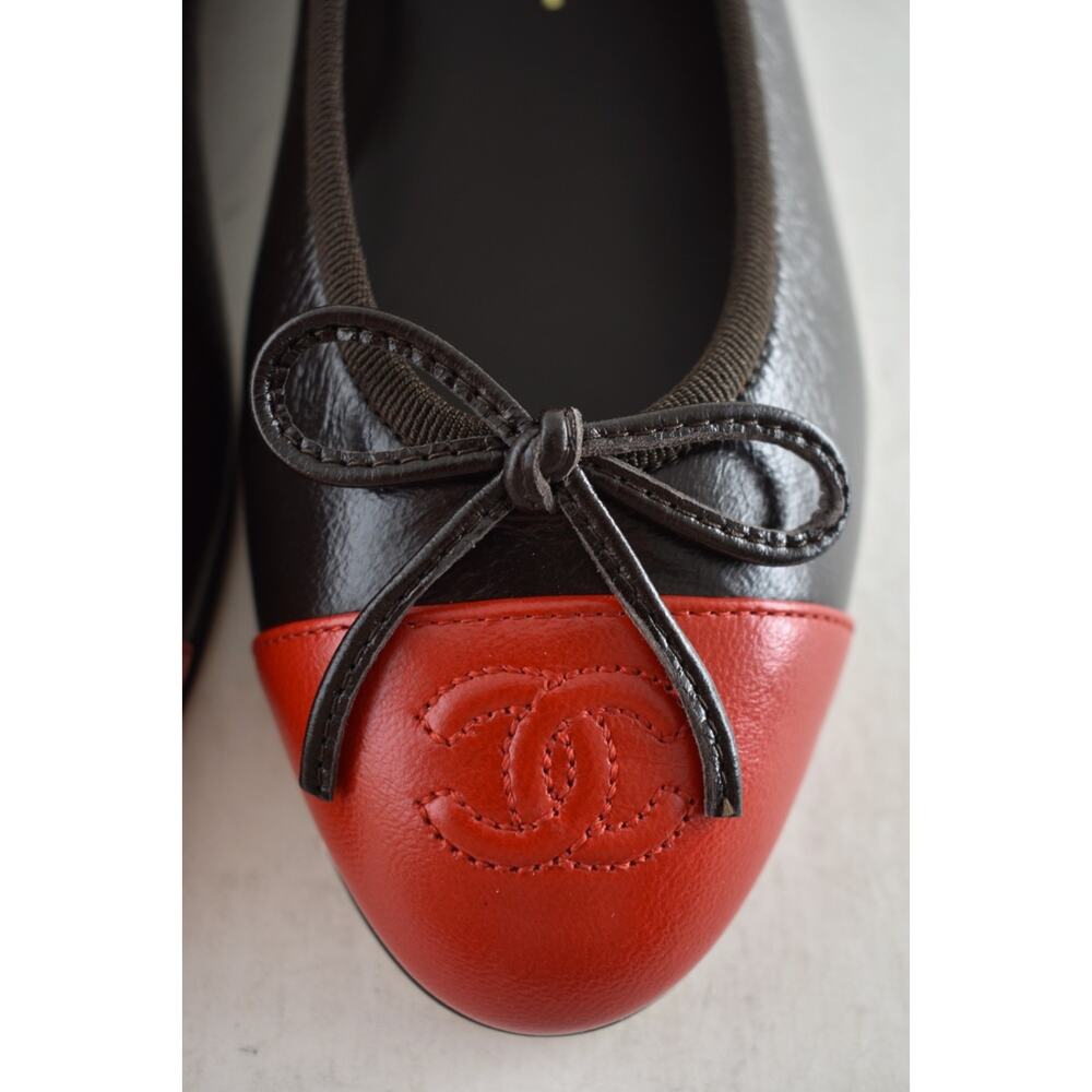 Chanel 26S Dark Brown Red Leather CC Logo Cap Classic Ballet Ballerina Flat 38.5 - Picture 9 of 16